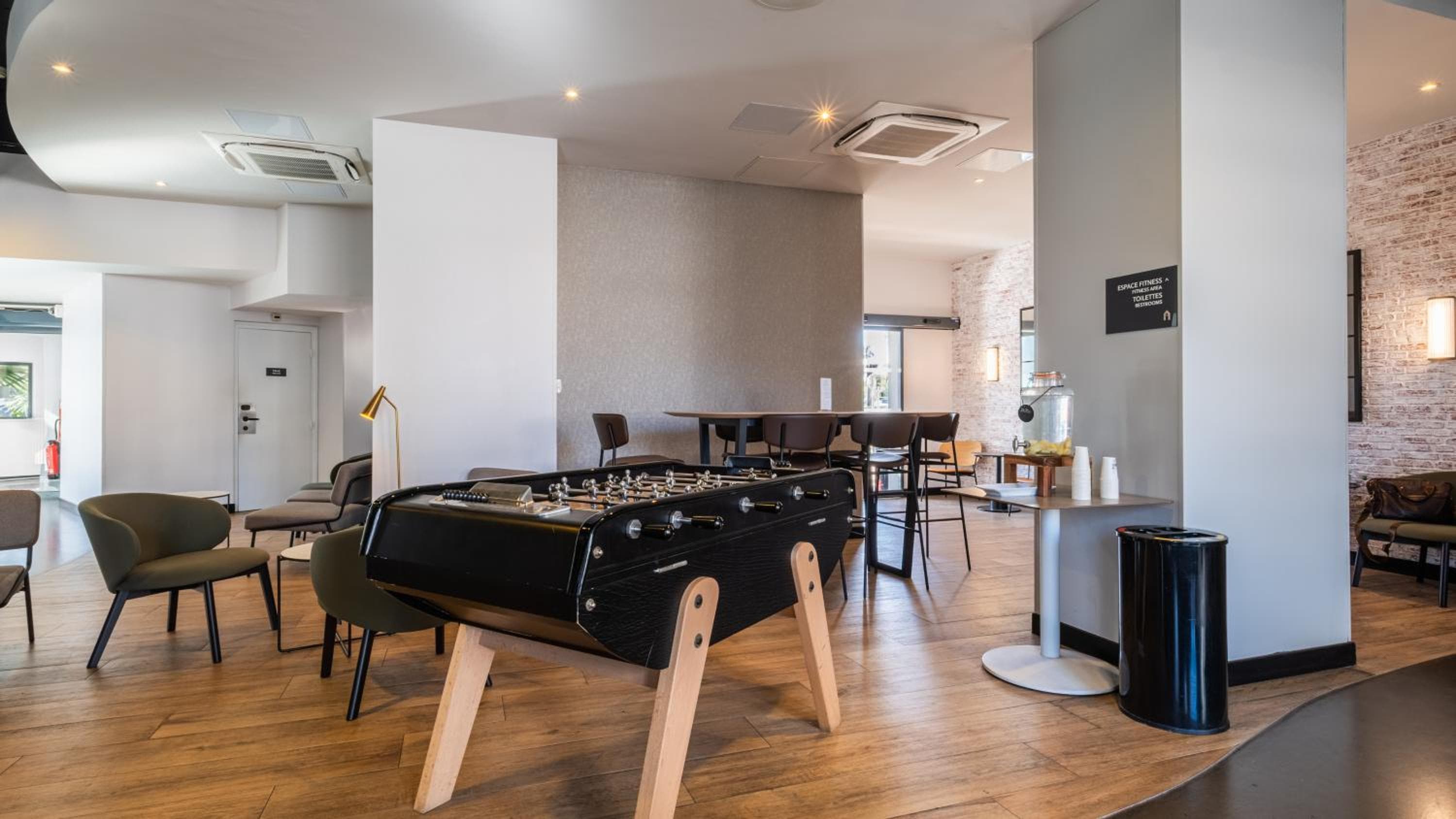 CAMPANILE PRIME NICE AEROPORT