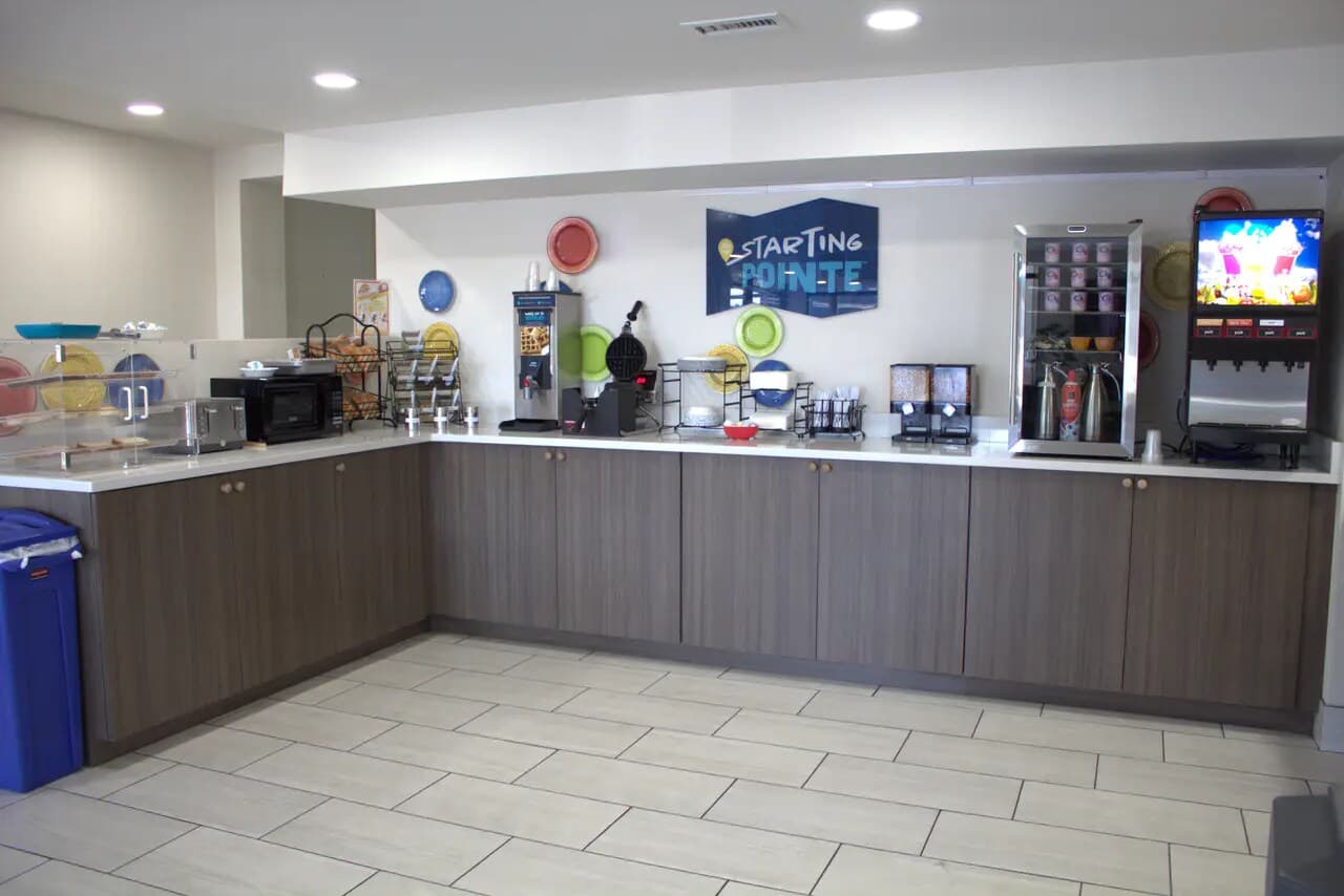 Clarion Pointe Statesville