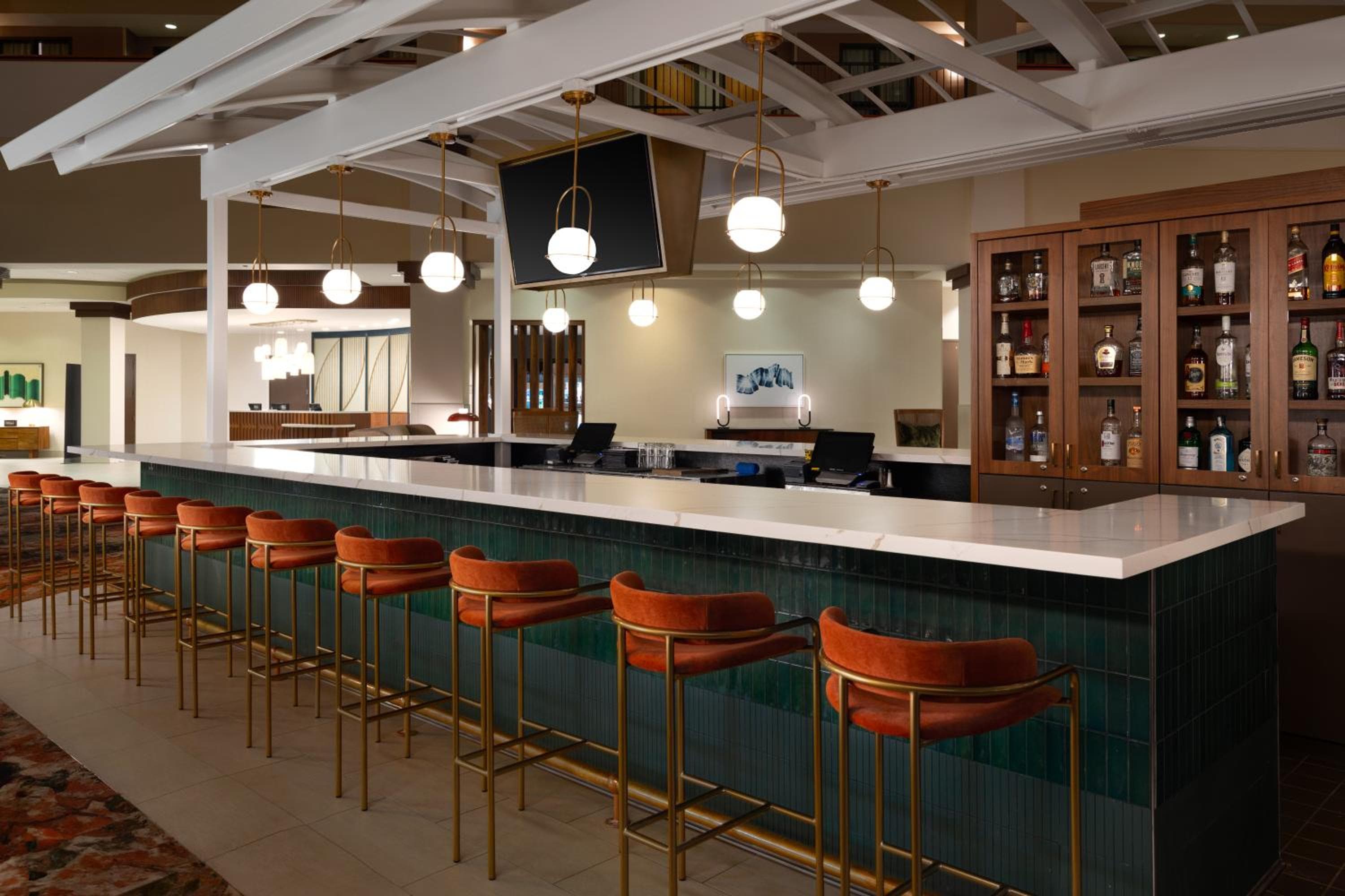 Embassy Suites by Hilton Charleston Airport Hotel & Convention Center