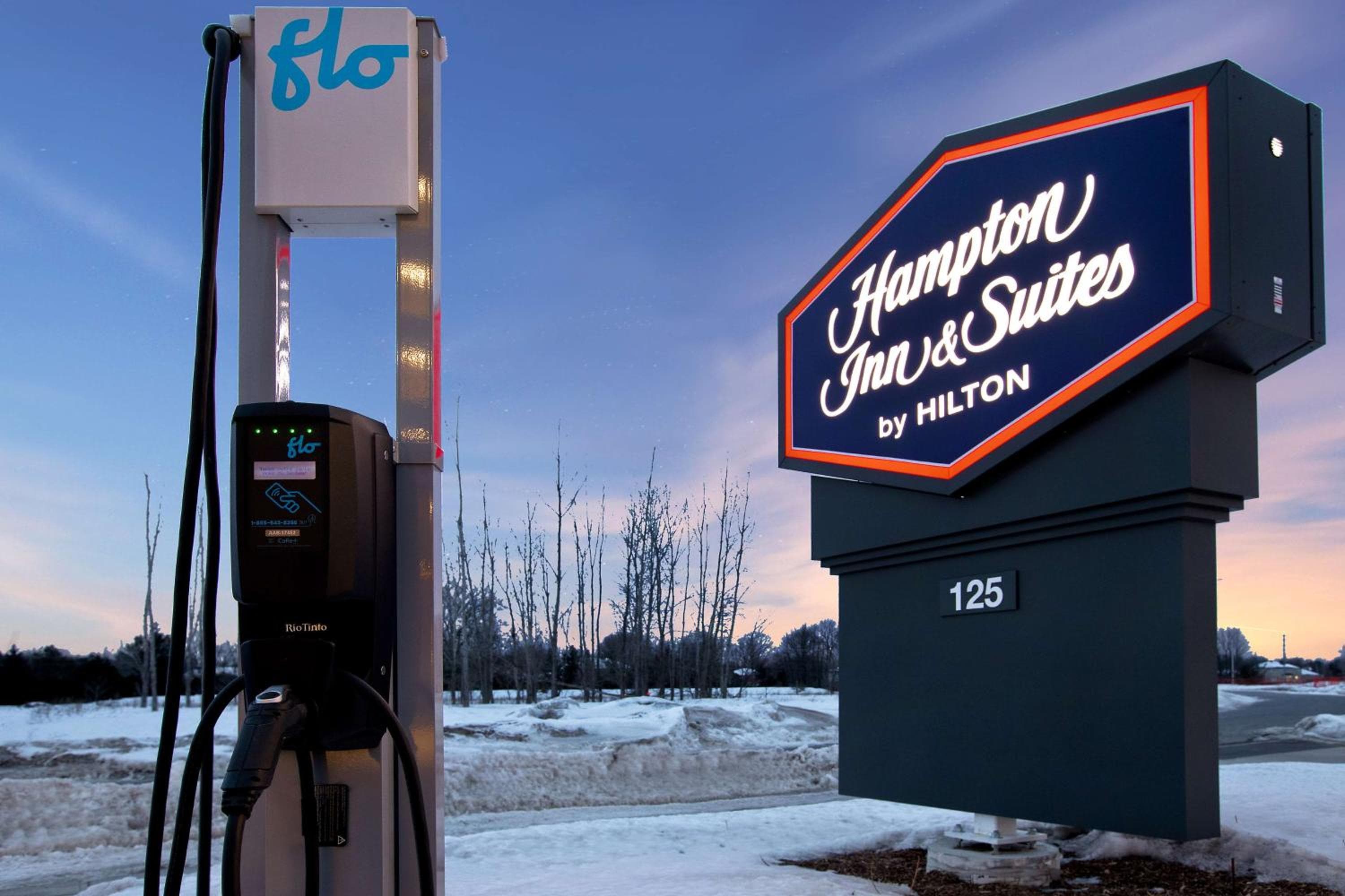 Hampton Inn & Suites Ottawa West