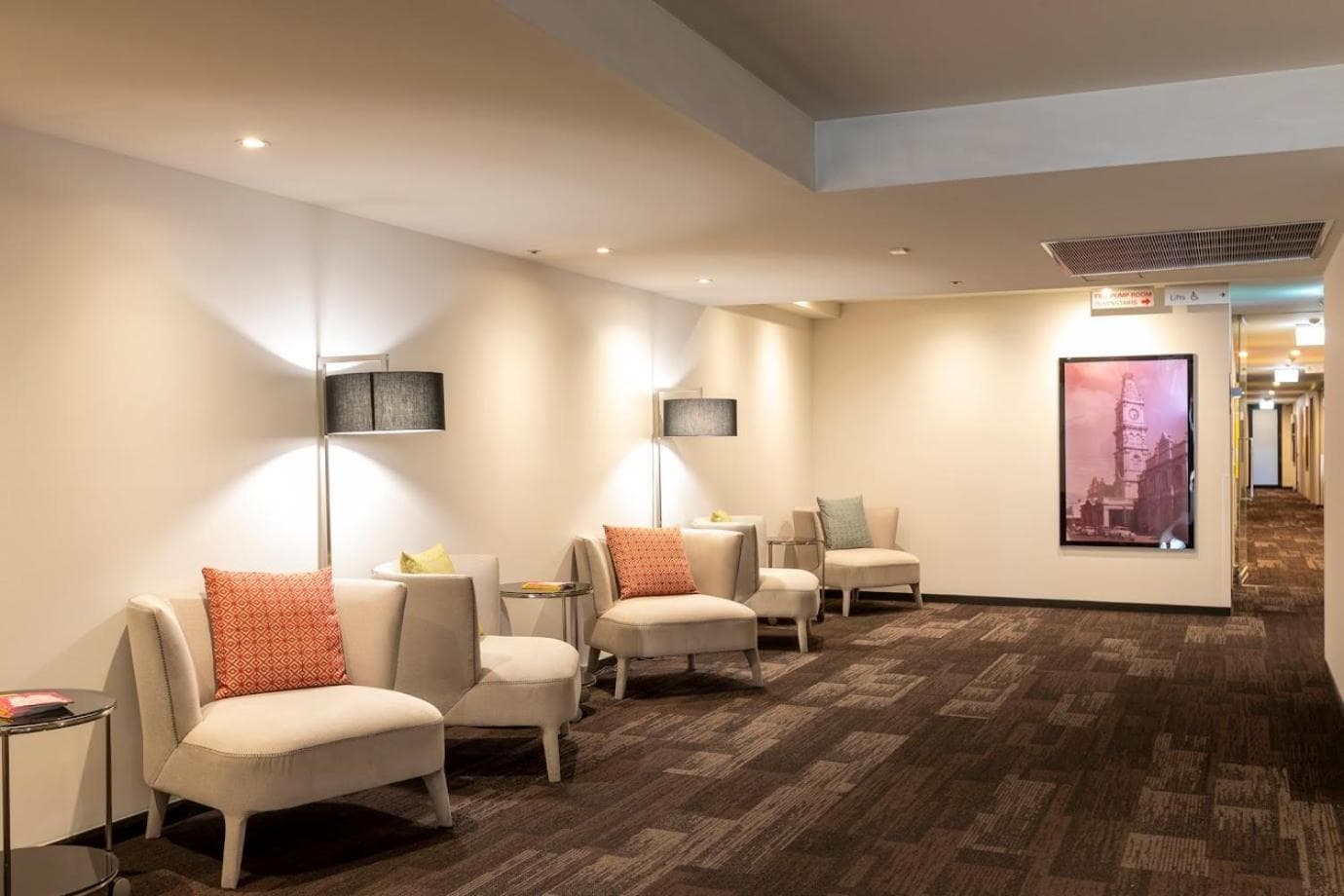 MainStay Suites Hawthorn