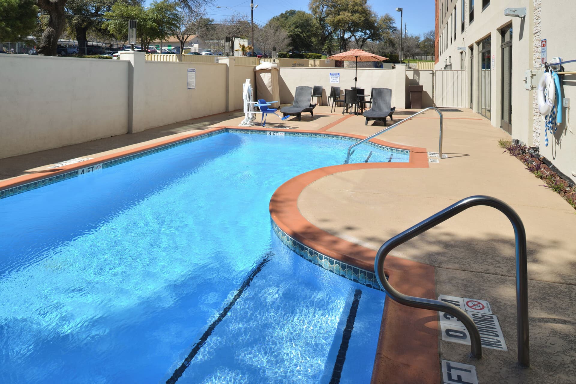 Holiday Inn Express & Suites Austin North Central by IHG