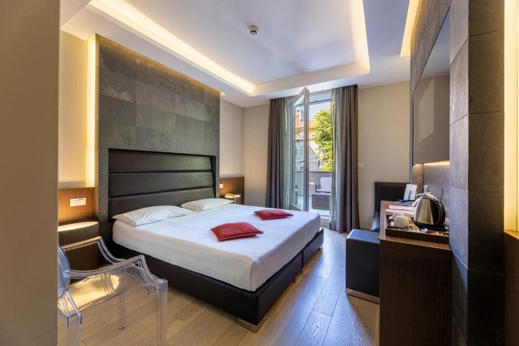 UNA Hotels Villa Dei Platani Boutique Hotel