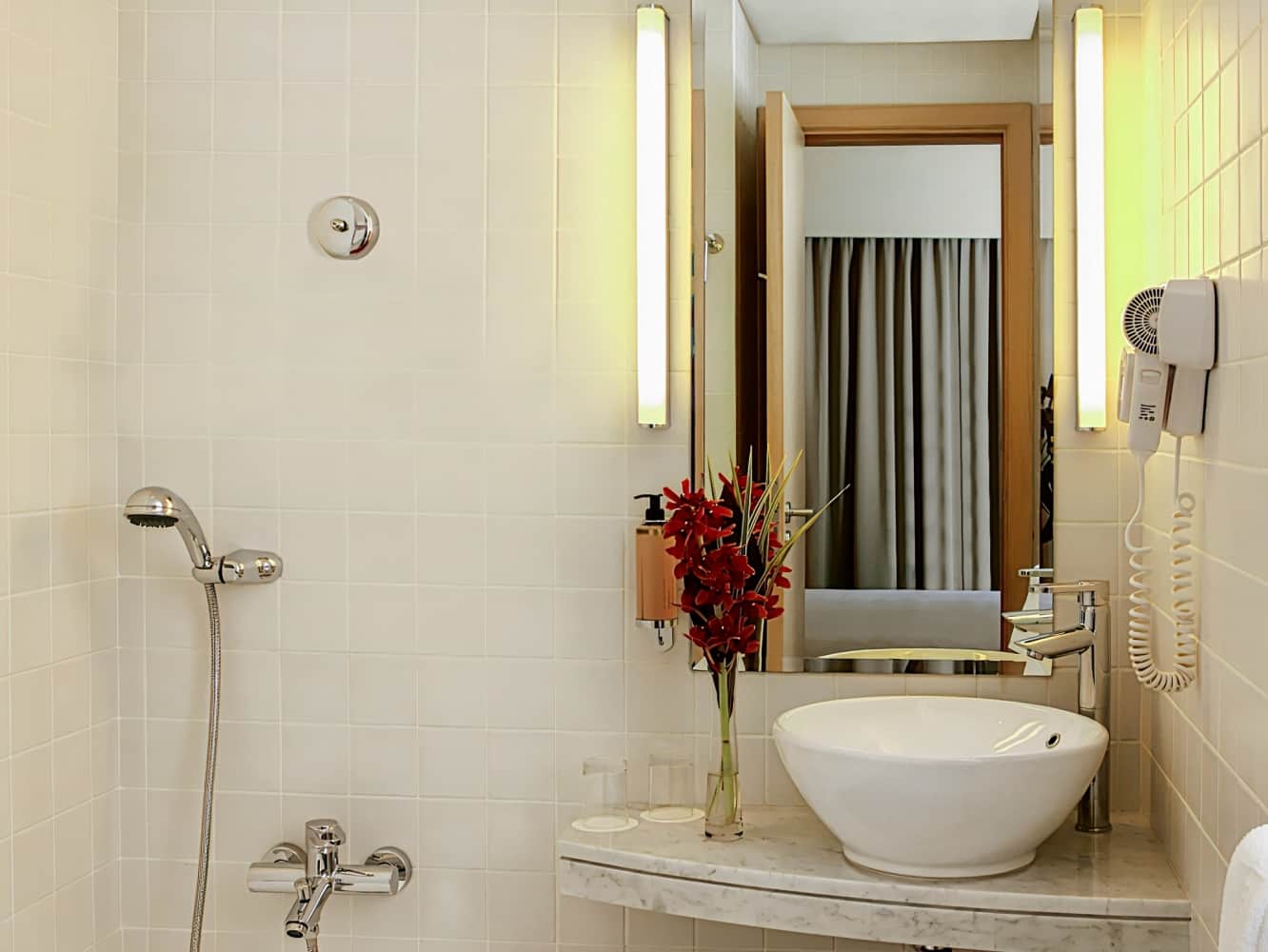 Novotel Suites Mall Avenue Dubai