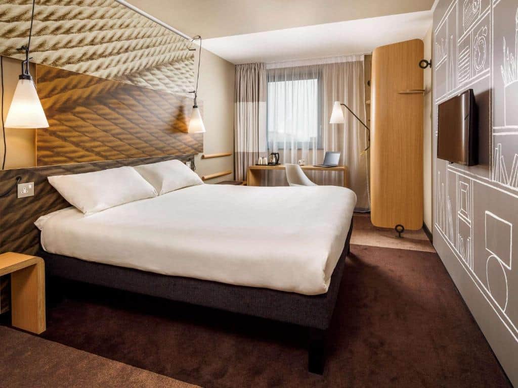 ibis Birmingham Airport - NEC (new ibis rooms)