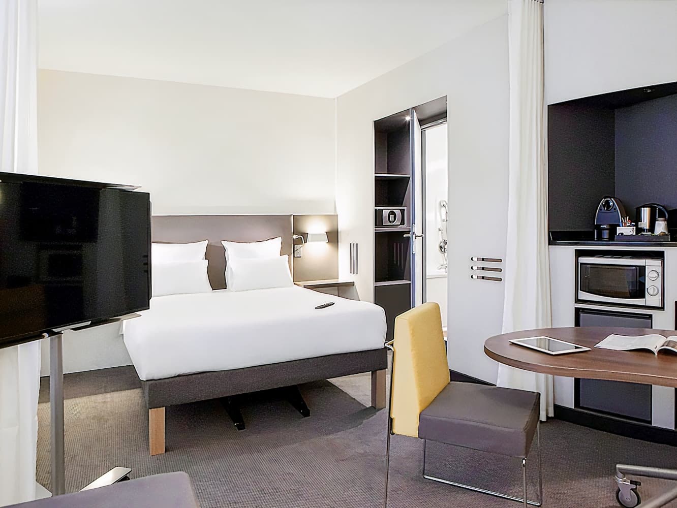 Novotel Suites Paris Stade de France hotel