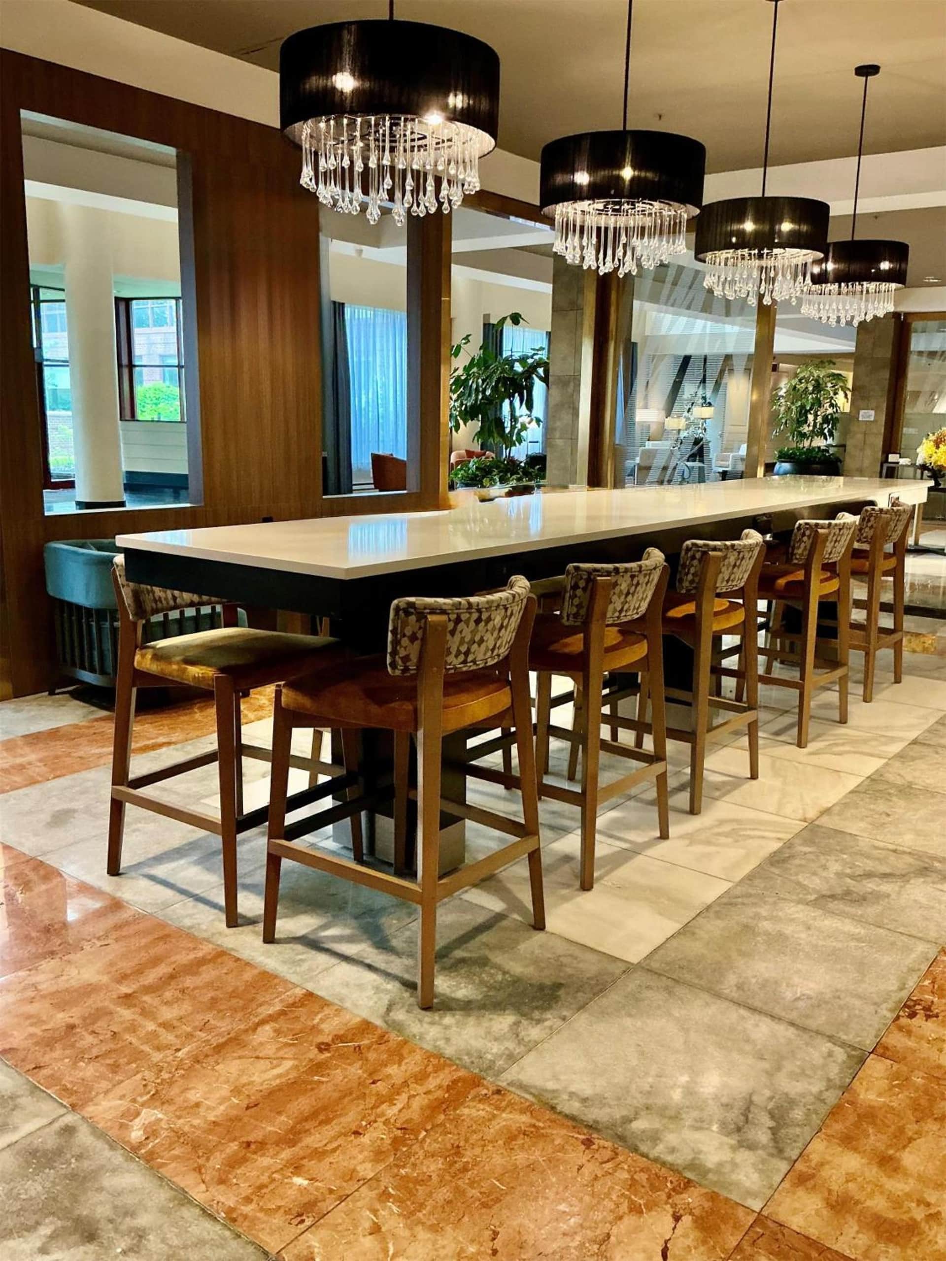 DoubleTree by Hilton New York LaGuardia