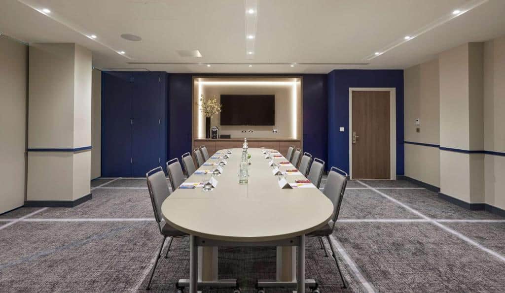 Hyatt Place London Heathrow Airport