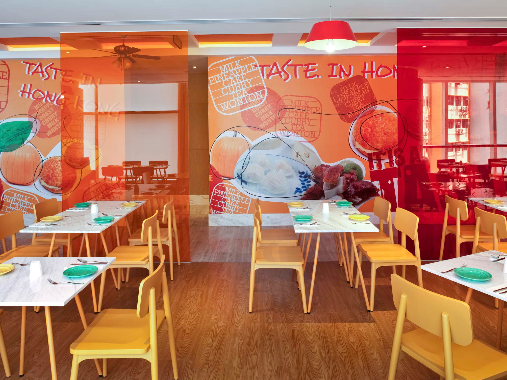 宜必思香港中上环酒店 ( Ibis Hong Kong Central and Sheung Wan Hotel )