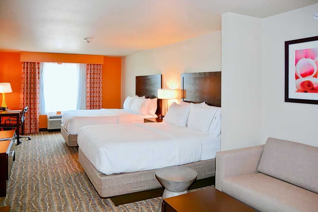 Holiday Inn Express & Suites Houston NW - Tomball Area